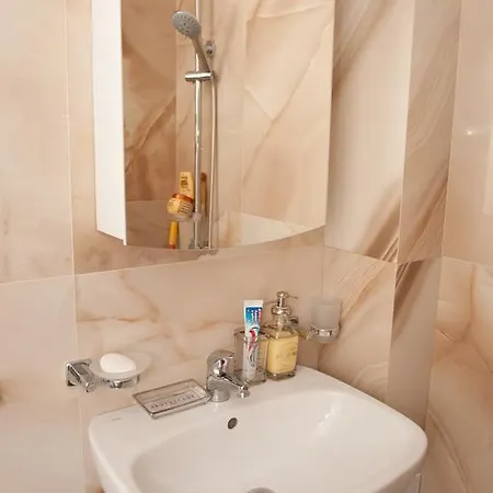 Stelt's Apartment *